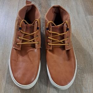 London Fog Mid-Top Sneaker Shoes